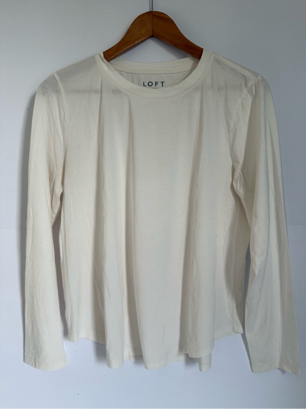 XL-LOFT -Cream Long-Sleeve Everyday Tee - Picture 3 of 5